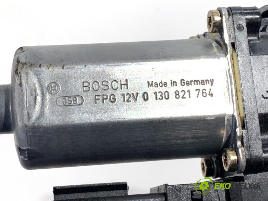 AUDI A4 B6 sedan 2001 96 kW 2.0 1984 Motor sťahovania okna pravy predný 8E1959802B