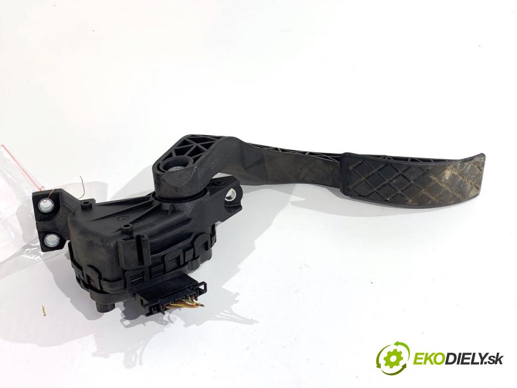 AUDI A4 B6 sedan 2001 96 kW 2.0 1984 Potenciometer plynu 8E1721523A (Potenciometer plynového pedálu)