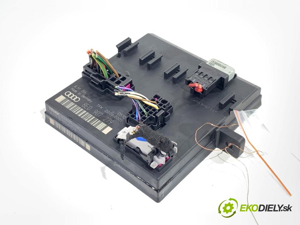 AUDI A4 B6 sedan 2001 96 kW 2.0 1984 modul světel 8E0907279 (Řídící jednotka ostatní)