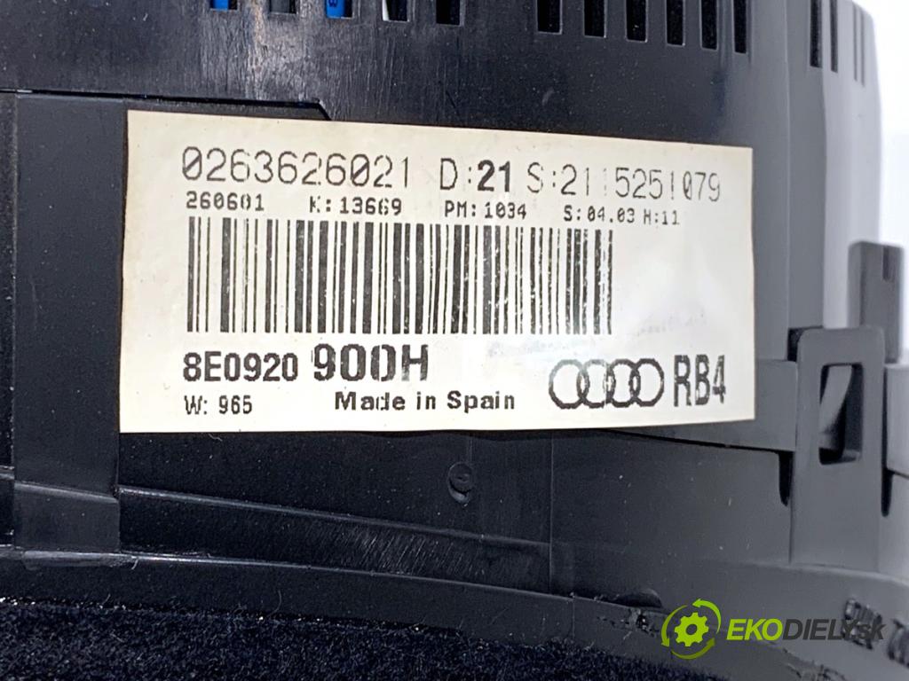 AUDI A4 B6 sedan 2001 96 kW 2.0 1984 Prístrojovka 8E0920900H (Prístrojová doska)
