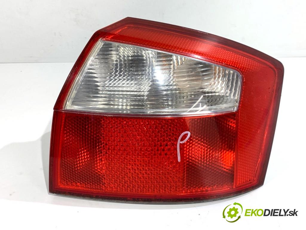 AUDI A4 B6 sedan 2001 96 kW 2.0 1984 Svetlo pravy zad 8E0945096