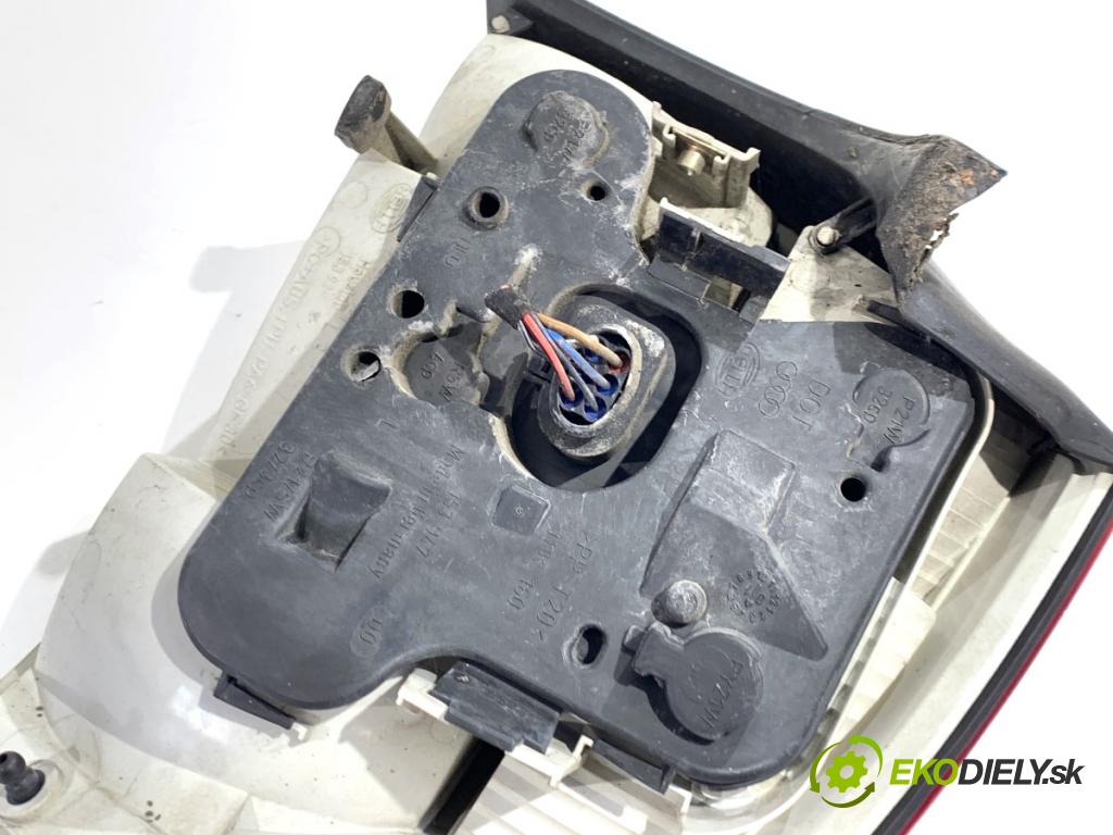 AUDI A4 B6 sedan 2001 96 kW 2.0 1984 Svetlo ľavy zad 8E0945095
