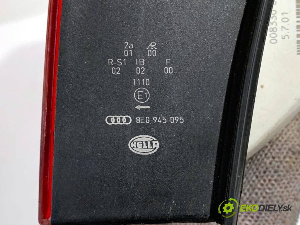 AUDI A4 B6 sedan 2001 96 kW 2.0 1984 Svetlo ľavy zad 8E0945095