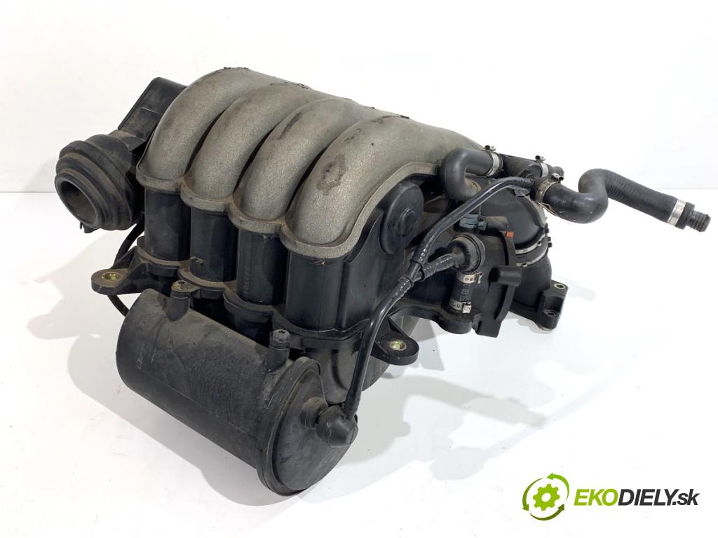 AUDI A4 B6 sedan 2001 96 kW 2.0 1984 potrubí sání 06B133210AJ 06B133216G (Sací potrubí)