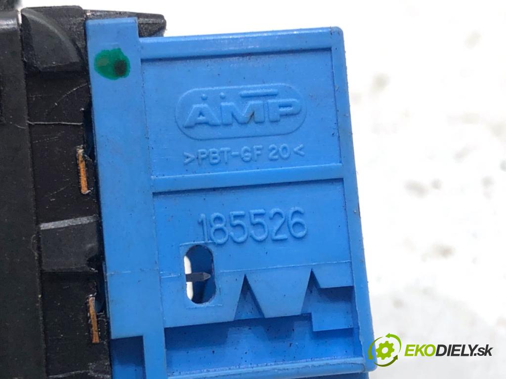 CITROEN BERLINGO II Nadwozie pełne/minivan 2015 55 kW 1.6 HDi 75 1560 Prepínač nastavenia spätných zrkadiel 185526 (Prepínacie páčky pod volantom)