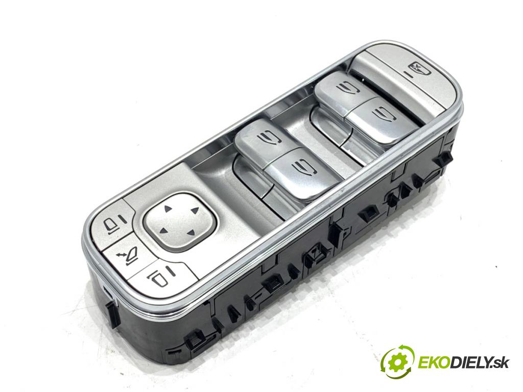 MERCEDES-BENZ GLE  2025 198 kW GLE 300 d 4-matic (167.109) 1993 Prepínač okien A1679059903 (Prepínacie páčky pod volantom)