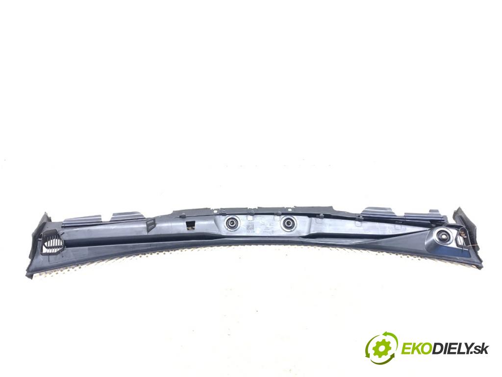 MERCEDES-BENZ GLE  2025 198 kW GLE 300 d 4-matic (167.109) 1993 Torpédo, plast pod čelné okno A1678302103 (Torpédo (plast pod čelným sklom))