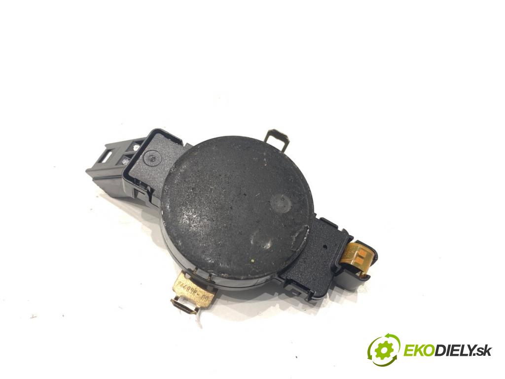 MERCEDES-BENZ GLE  2025 198 kW GLE 300 d 4-matic (167.109) 1993 Snímač dažďa A2149005615 (Snímač dažďa)