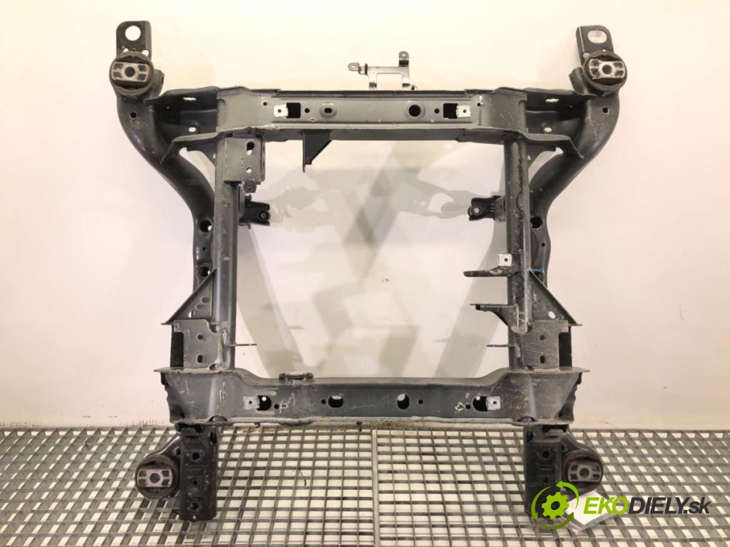 MERCEDES-BENZ GLE  2025 198 kW GLE 300 d 4-matic (167.109) 1993 výztuha pod motor A1673308200 (Přední výztuha)