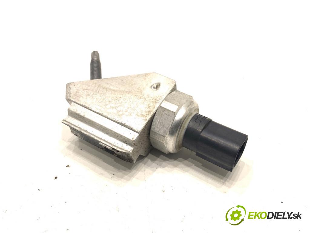 MERCEDES-BENZ GLE  2025 198 kW GLE 300 d 4-matic (167.109) 1993 Snímač klimatizácie 2110000283 (Snímač klimatizácie)