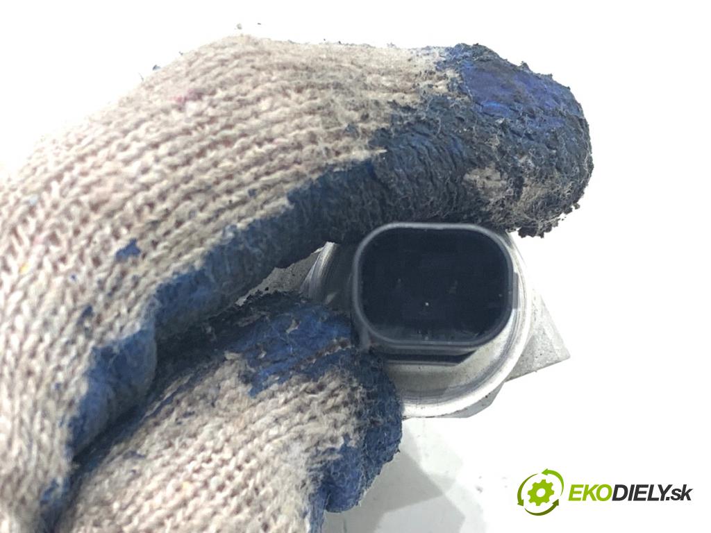 MERCEDES-BENZ GLE  2025 198 kW GLE 300 d 4-matic (167.109) 1993 Snímač klimatizácie 2110000283 (Snímač klimatizácie)