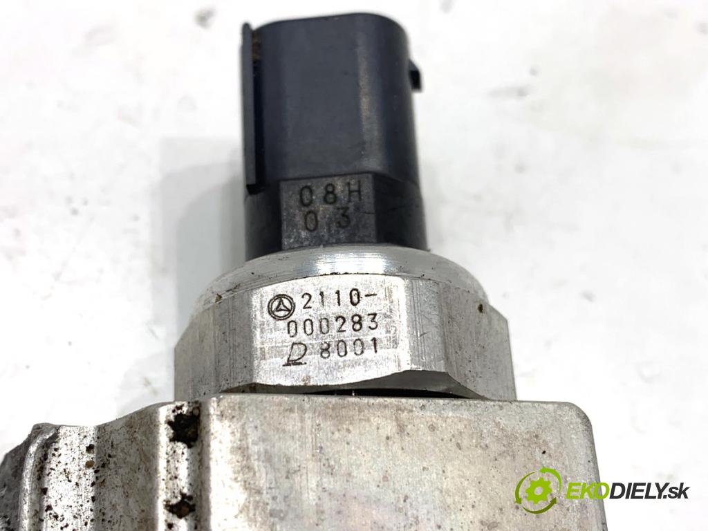 MERCEDES-BENZ GLE  2025 198 kW GLE 300 d 4-matic (167.109) 1993 snímač klimatizace 2110000283 (Snímač klimatizace)