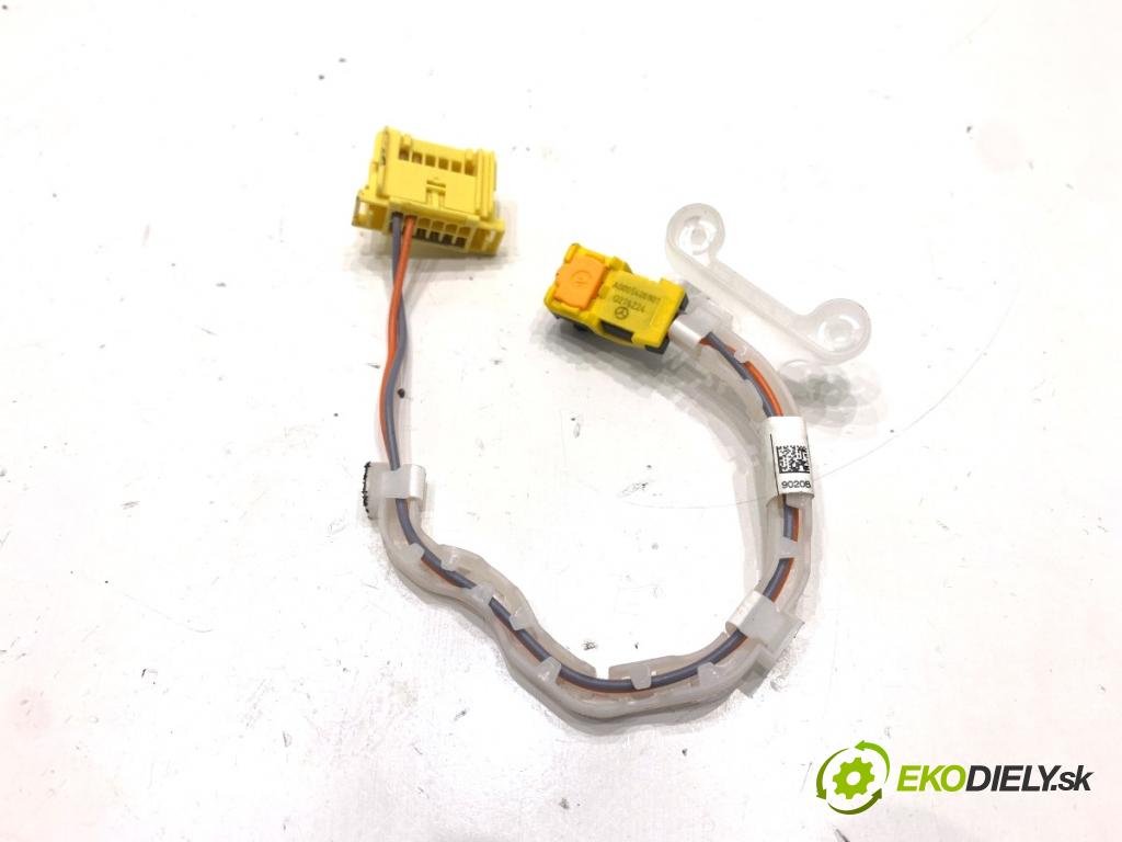 MERCEDES-BENZ GLE 2025 198 kW GLE 300 d 4-matic (167.109) 1993 Káblovačka silentbloku airbag A0005406901