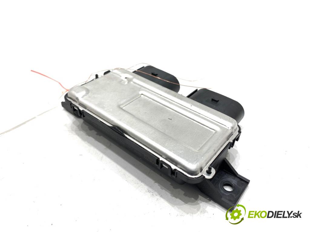 MERCEDES-BENZ GLE  2025 198 kW GLE 300 d 4-matic (167.109) 1993 Modul pumpy paliva A0009008214