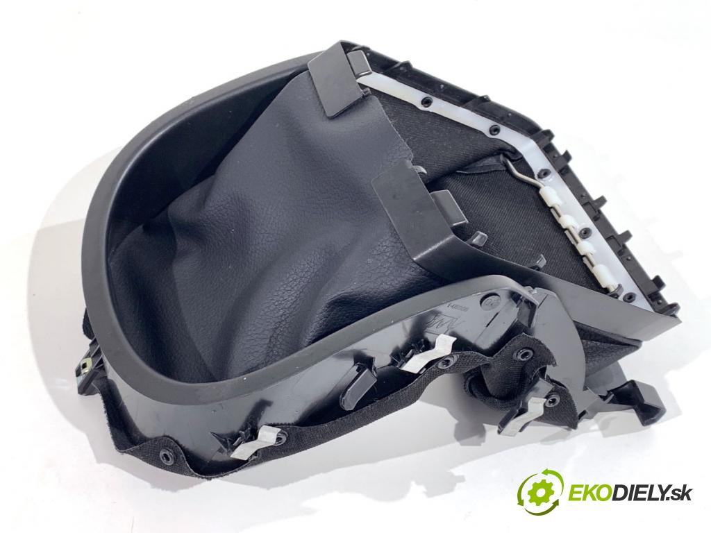 MERCEDES-BENZ GLE  2025 198 kW GLE 300 d 4-matic (167.109) 1993 obal tyče řídící A1674603900 (Kryt interiéru)