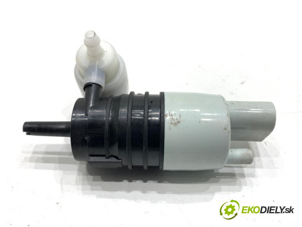 MERCEDES-BENZ GLE  2025 198 kW GLE 300 d 4-matic (167.109) 1993 pumpa ostrekovača A0998660200 (Motorček ostrekovačov)