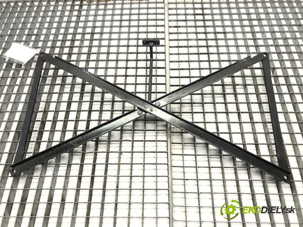 MERCEDES-BENZ GLE  2025 198 kW GLE 300 d 4-matic (167.109) 1993 držiak kardanový kríž PASA A1676209200