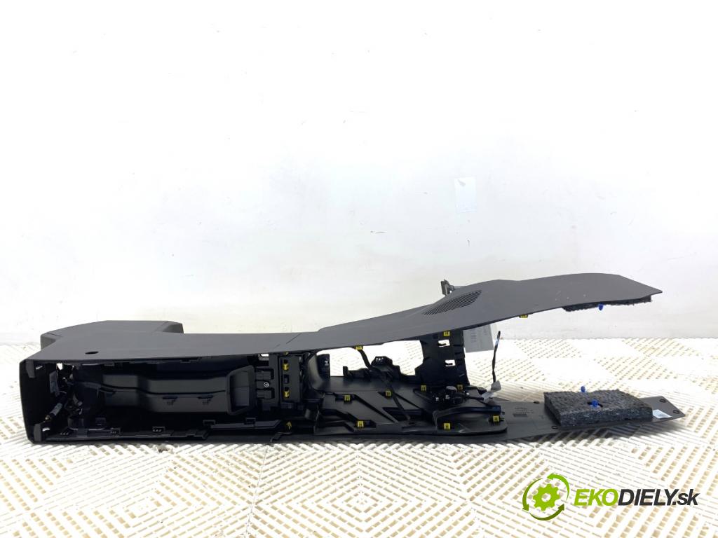 RENAULT CAPTUR II liftback 2021 67 kW 1.0 TCe 90 ECO-G (HFM6) 999 Tunel středový  (Středový tunel)