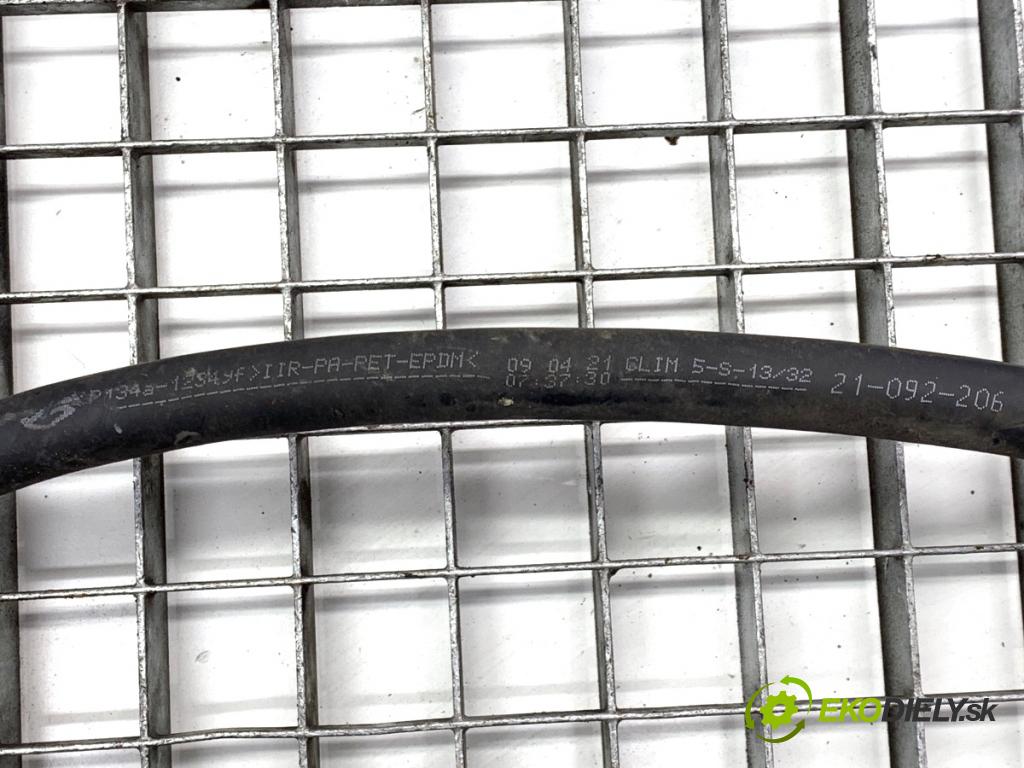 RENAULT CAPTUR II liftback 2021 67 kW 1.0 TCe 90 ECO-G (HFM6) 999 rúrka klimatizace 924909533R (Trubka klimatizace)