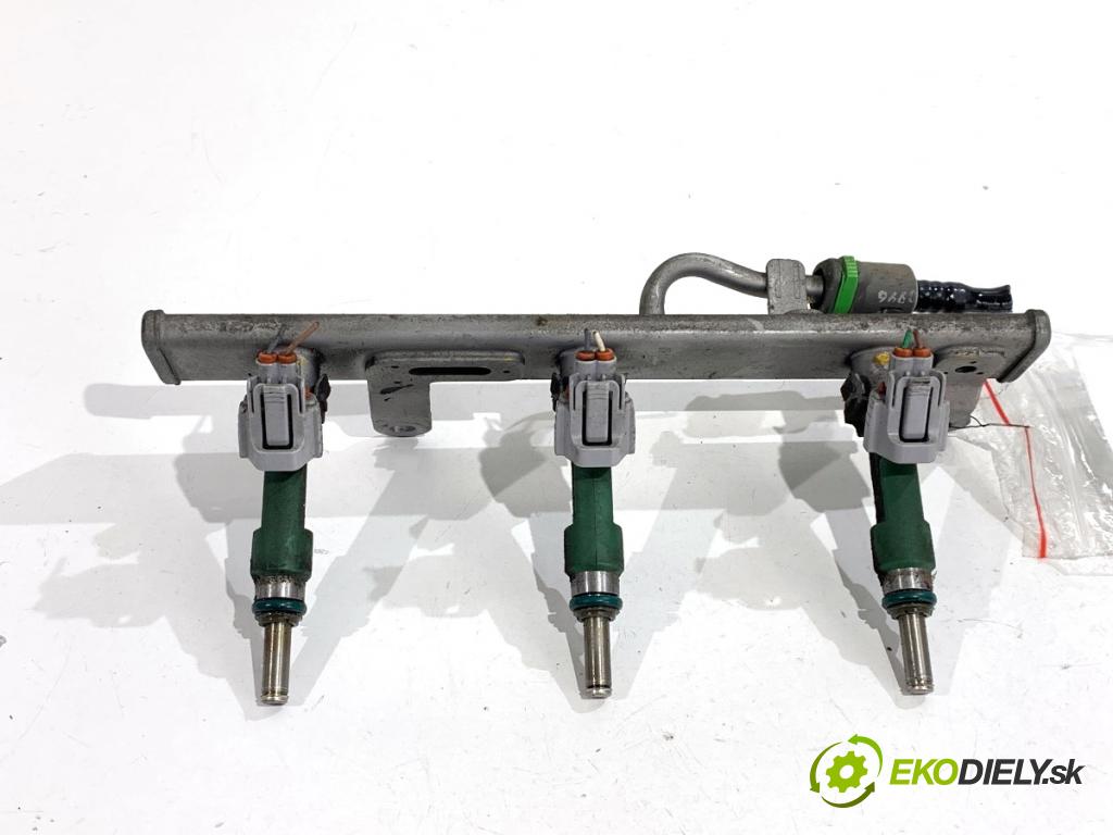 RENAULT CAPTUR II liftback 2021 67 kW 1.0 TCe 90 ECO-G (HFM6) 999 Lišta vstrekovacia 175204021R (Vstrekovacia lišta)