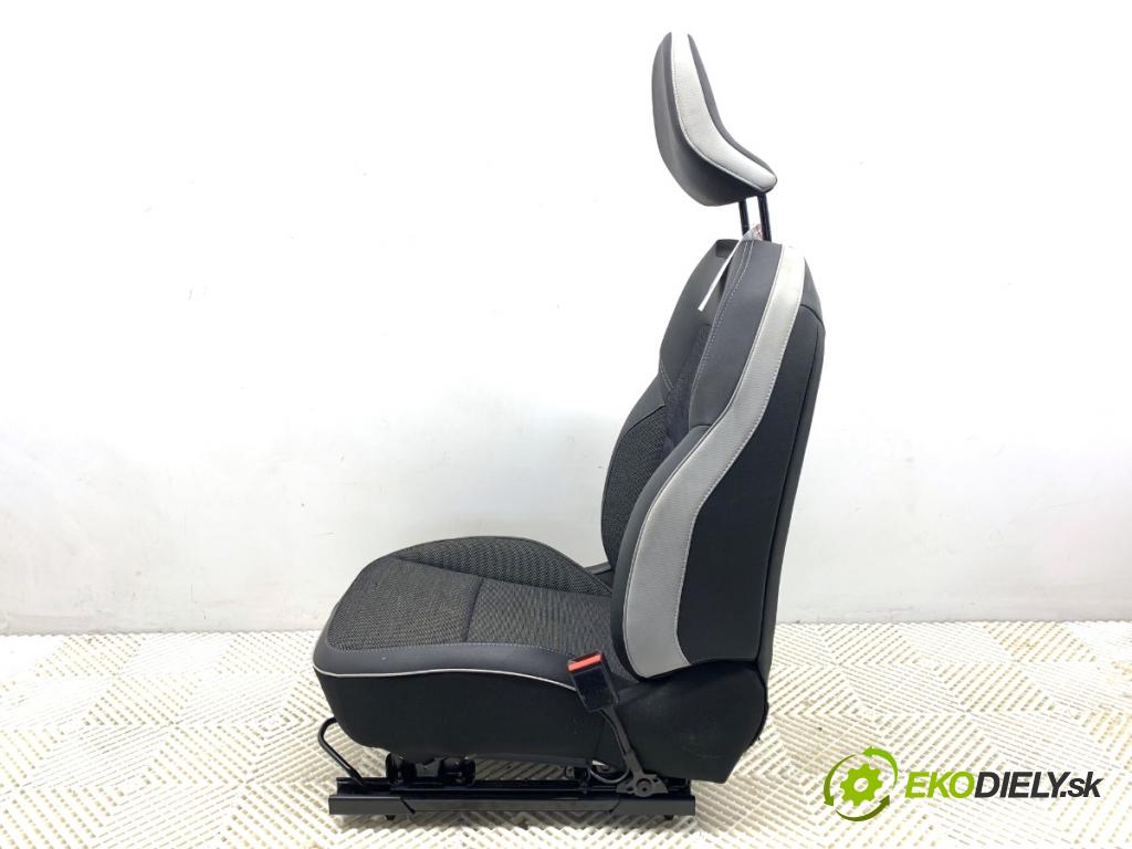RENAULT CAPTUR II liftback 2021 67 kW 1.0 TCe 90 ECO-G (HFM6) 999 Sedadlo pravy predný