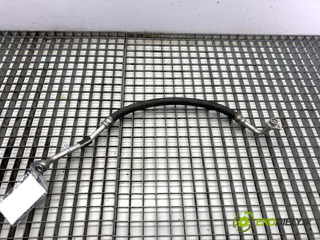 RENAULT CAPTUR II liftback 2021 67 kW 1.0 TCe 90 ECO-G (HFM6) 999 rúrka klimatizace 924540725R (Trubka klimatizace)