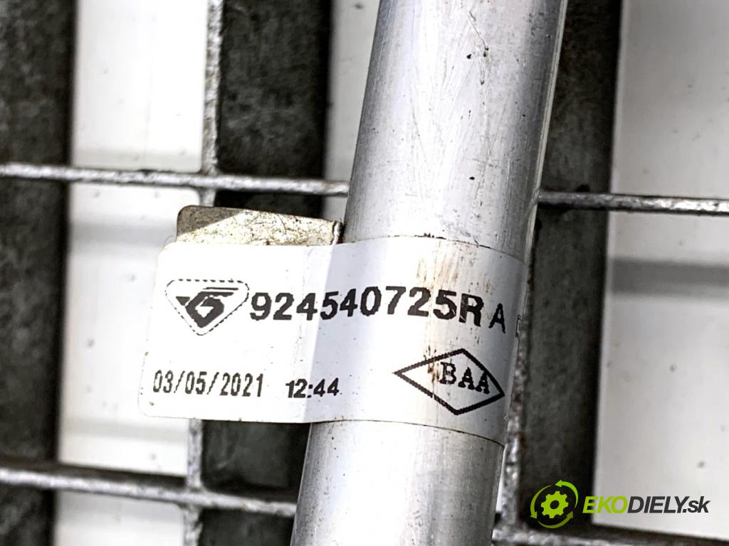 RENAULT CAPTUR II liftback 2021 67 kW 1.0 TCe 90 ECO-G (HFM6) 999 rúrka klimatizace 924540725R (Trubka klimatizace)