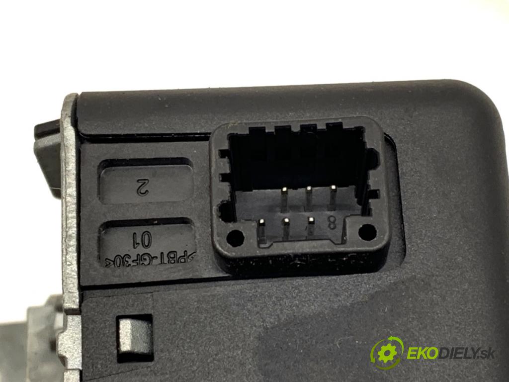 RENAULT CAPTUR II liftback 2021 67 kW 1.0 TCe 90 ECO-G (HFM6) 999 blokáda volantu 487008065R (Řízení ostatní)