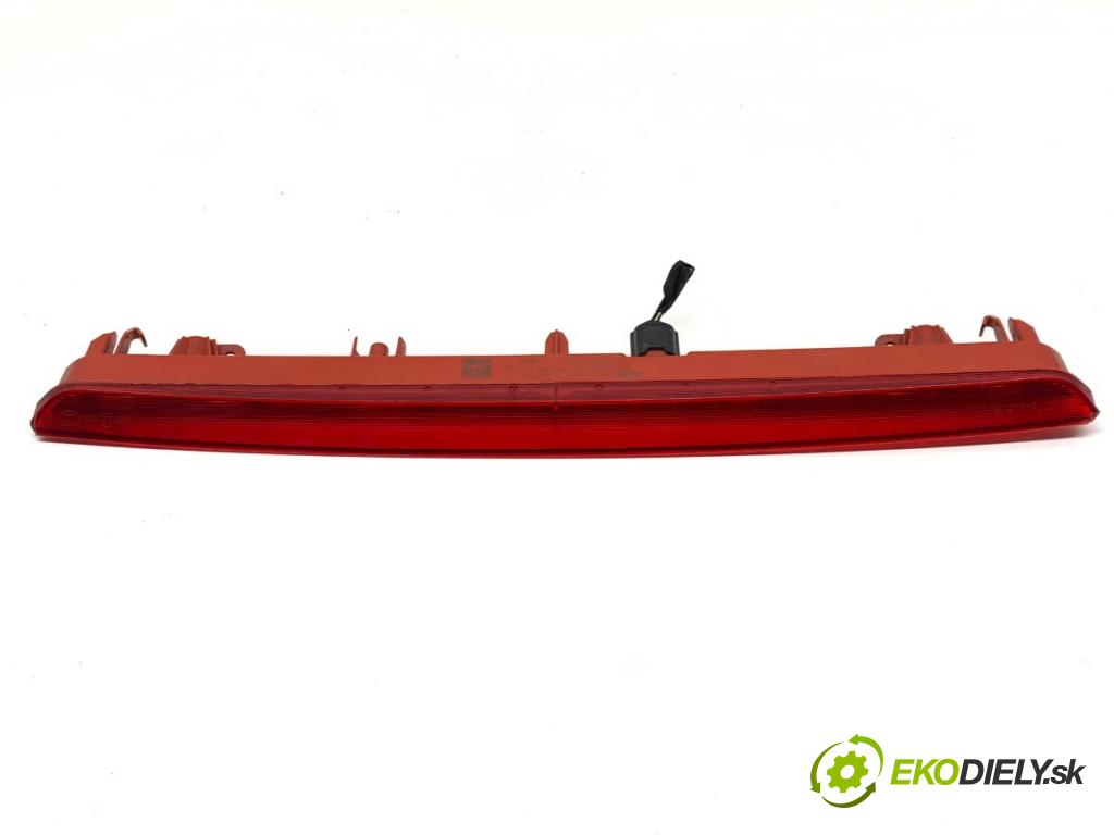 RENAULT CAPTUR II liftback 2021 67 kW 1.0 TCe 90 ECO-G (HFM6) 999 Svetlo brzdových svetiel 265906516R