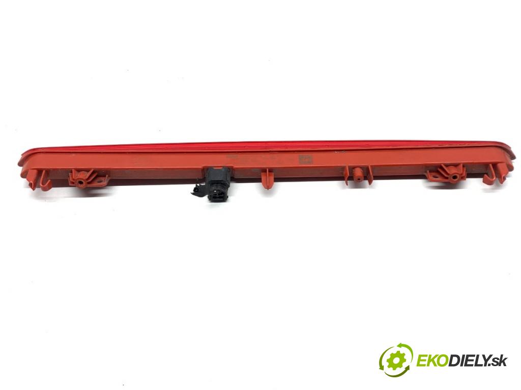 RENAULT CAPTUR II liftback 2021 67 kW 1.0 TCe 90 ECO-G (HFM6) 999 Svetlo brzdových svetiel 265906516R