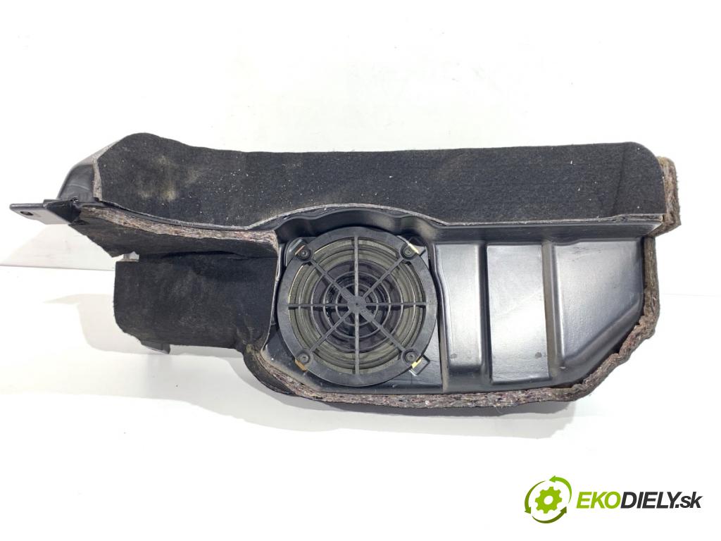 AUDI A6 C5 Kombi 2000 184 kW 2.7 T quattro 2671 subwoofer 4B9035382A (Audio zariadenie)