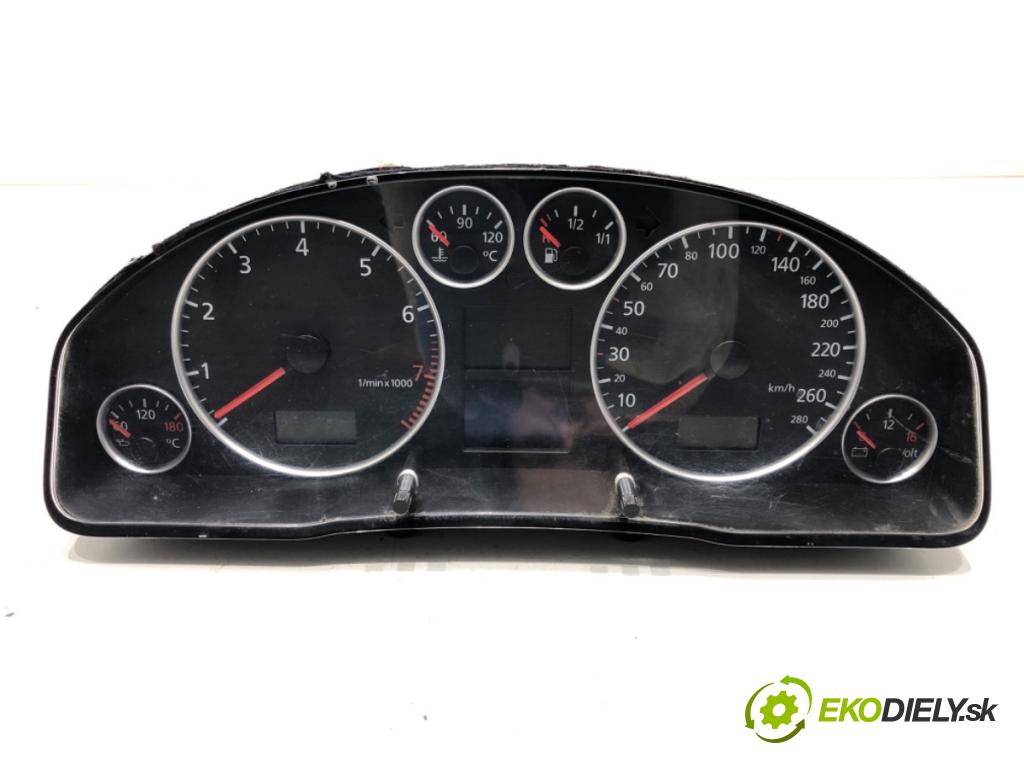 AUDI A6 C5 Kombi 2000 184 kW 2.7 T quattro 2671 Prístrojovka 4Z7920900 (Prístrojová doska)