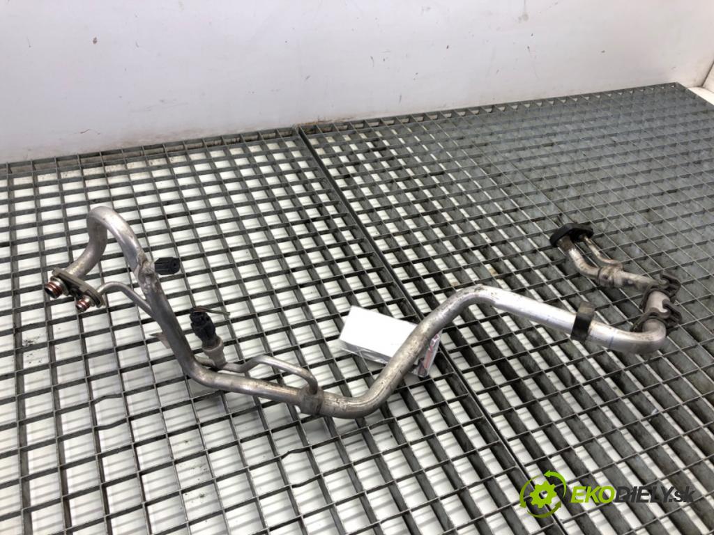 FORD MONDEO MK4 Kombi 2011 107 kW 2.0 1999 rúrka klimatizace  (Trubka klimatizace)