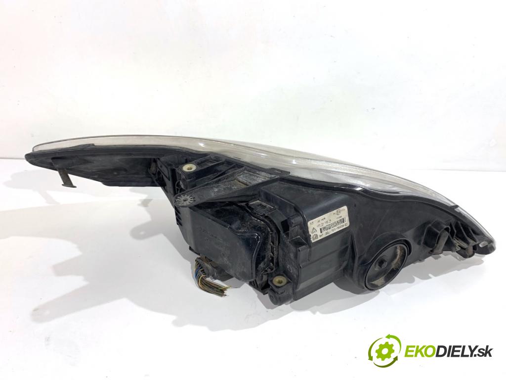 FORD MONDEO MK4 Kombi 2011 107 kW 2.0 1999 Svetlomet ľavy predný