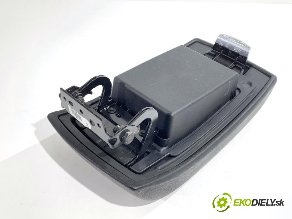 FORD MONDEO MK4 Kombi 2011 107 kW 2.0 1999 loketní opěrka  (Loketní opěrka)