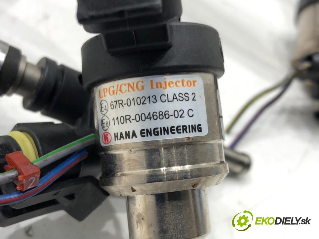 FORD MONDEO MK4 Kombi 2011 107 kW 2.0 1999 vstrekovač LPG 67R-010213