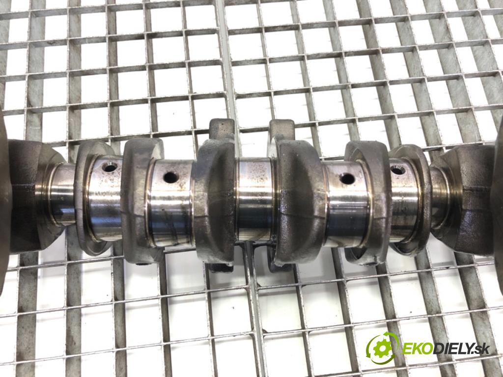 KIA OPTIMA sedan 2016 104 kW 1.7 CRDi 1685 Kardaň, hriadeľ KLIKA: D4FD (Blok motora ostatné)