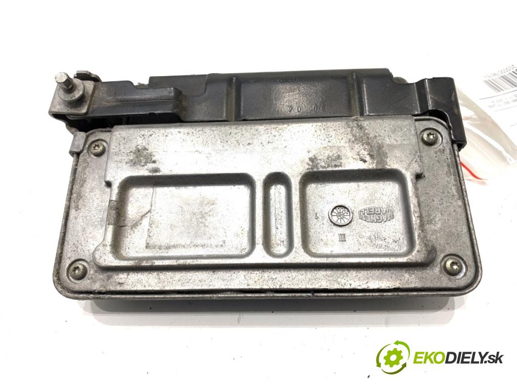 SEAT IBIZA IV liftback 2008 63 kW 1.4 1390 riadiaca jednotka Motor 03C906024BH (Riadiaca jednotka)