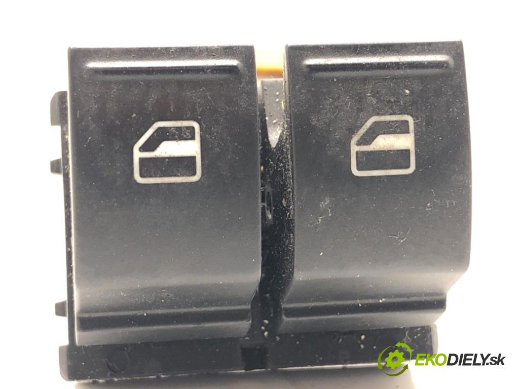 SEAT IBIZA IV liftback 2008 63 kW 1.4 1390 Prepínač okien 1K3959857A (Prepínacie páčky pod volantom)