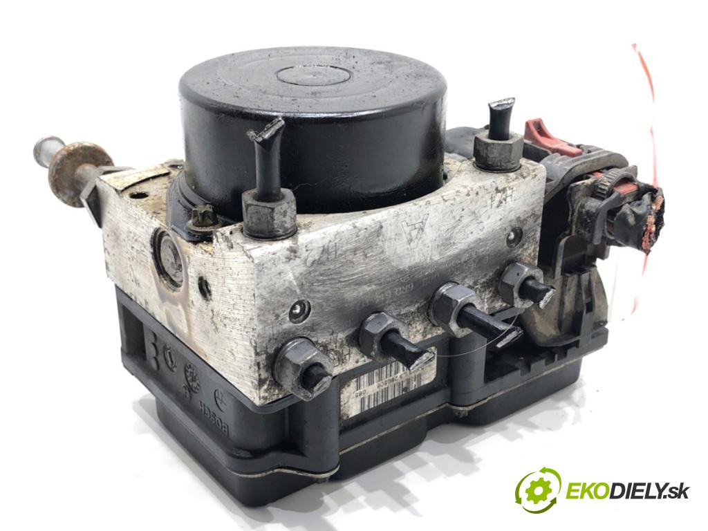 SEAT IBIZA IV liftback 2008 63 kW 1.4 1390 Pumpa ABS 6R0614117 6R0907379 (Pumpa ABS)