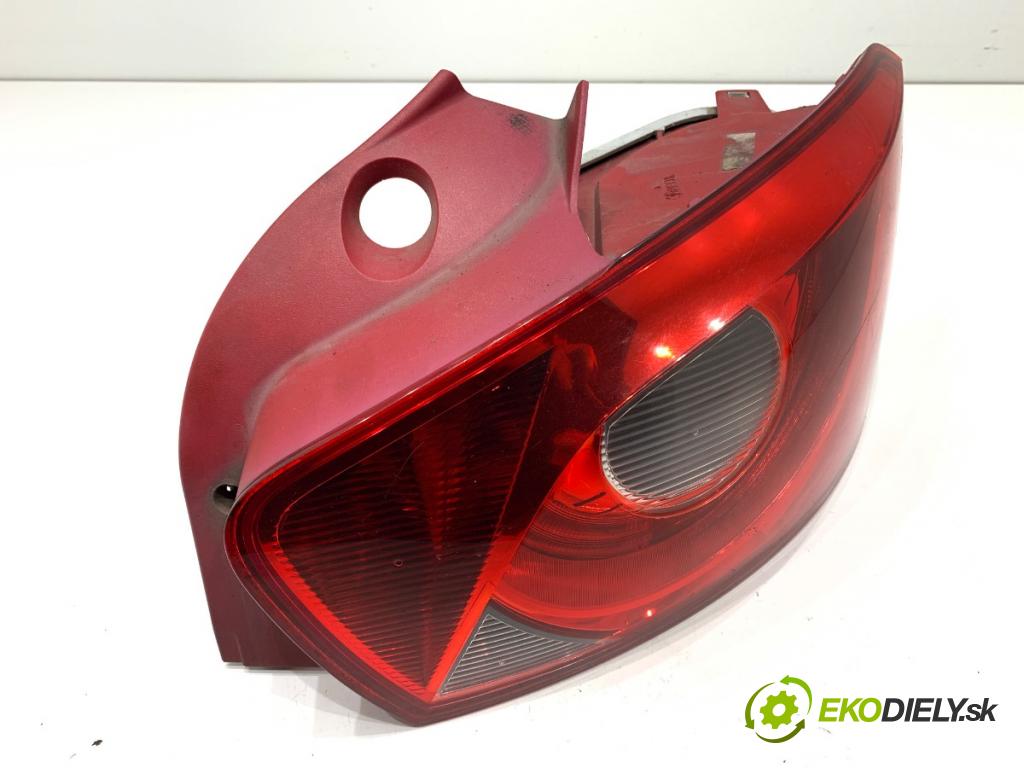 SEAT IBIZA IV liftback 2008 63 kW 1.4 1390 světlo pravý zadní část 6J4945096A