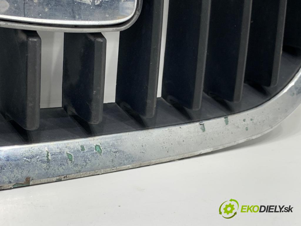 SEAT IBIZA IV liftback 2008 63 kW 1.4 1390 Mriežka maska  (Mriežka predná (maska chladiča))