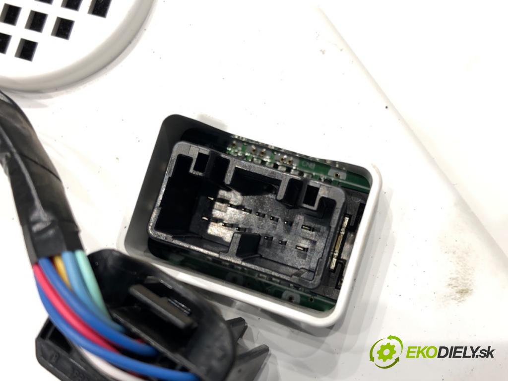 LEXUS NX SUV 2018 114 kW 300h AWD (AYZ15_) 2494 Prístrojovka 83800-78540 (Prístrojová doska)