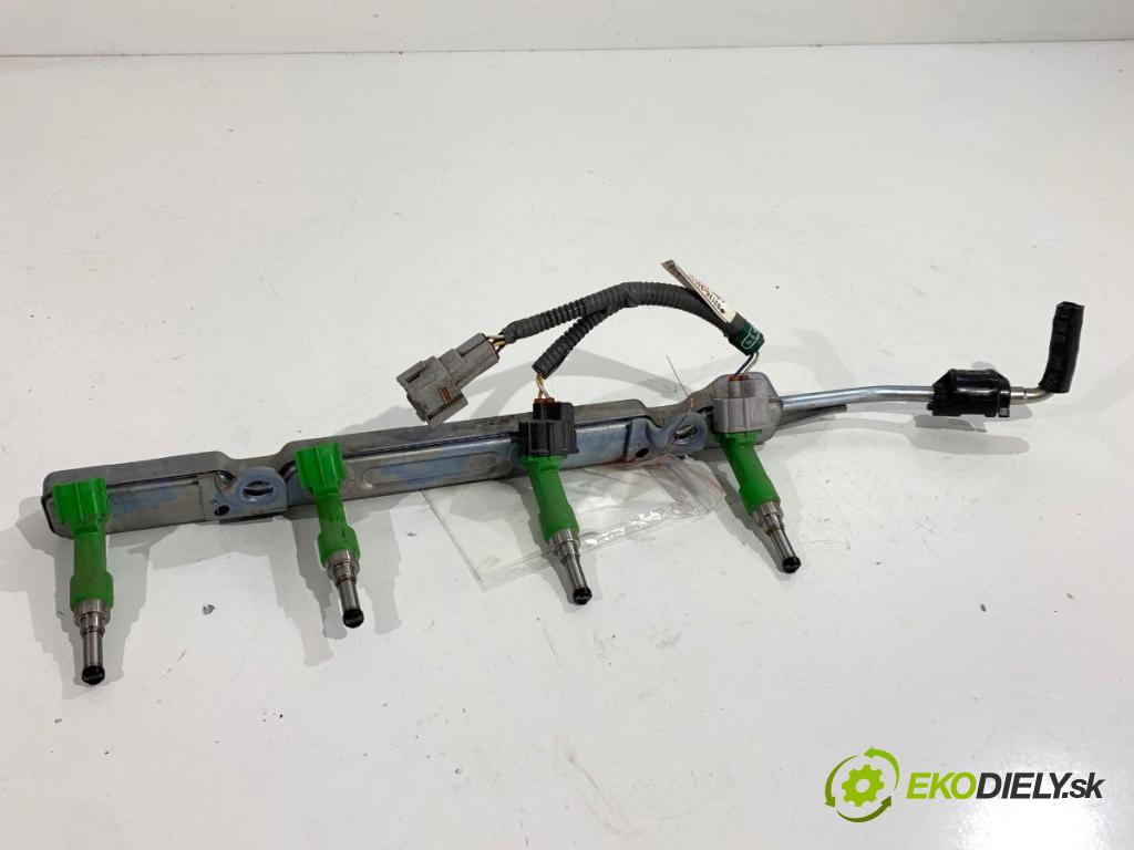 LEXUS NX SUV 2018 114 kW 300h AWD (AYZ15_) 2494 Lišta vstrekovacia 23250-36010 (Vstrekovacia lišta)