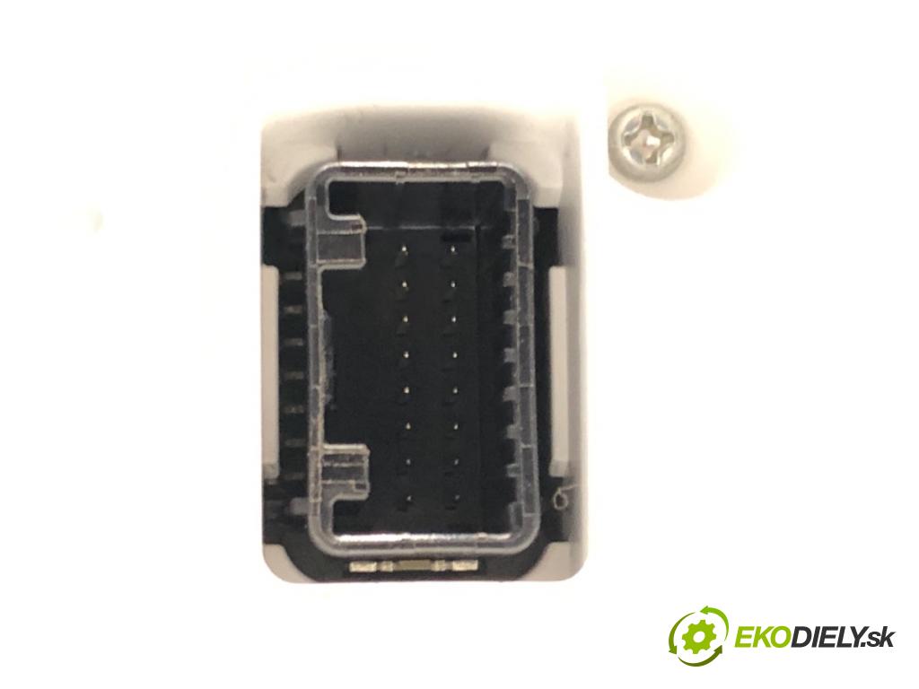 LEXUS NX SUV 2018 114 kW 300h AWD (AYZ15_) 2494 Panel ovládania kúrenia 55900-78370 (Prepínacie páčky pod volantom)