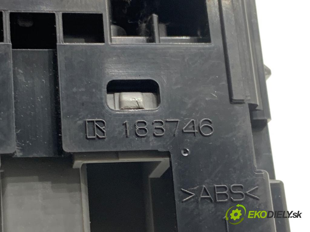 LEXUS NX SUV 2018 114 kW 300h AWD (AYZ15_) 2494 Prepínač nastavenia spätných zrkadiel 183746 (Prepínacie páčky pod volantom)