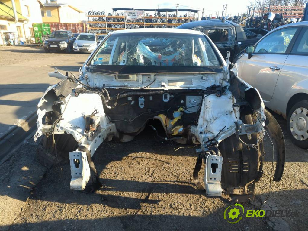LEXUS NX SUV 2018 114 kW 300h AWD (AYZ15_) 2494 karoséria ČTVRŤÁK: Blatník zad ľavy pravy prah strecha PODŁUŻNICA ľavy pravy