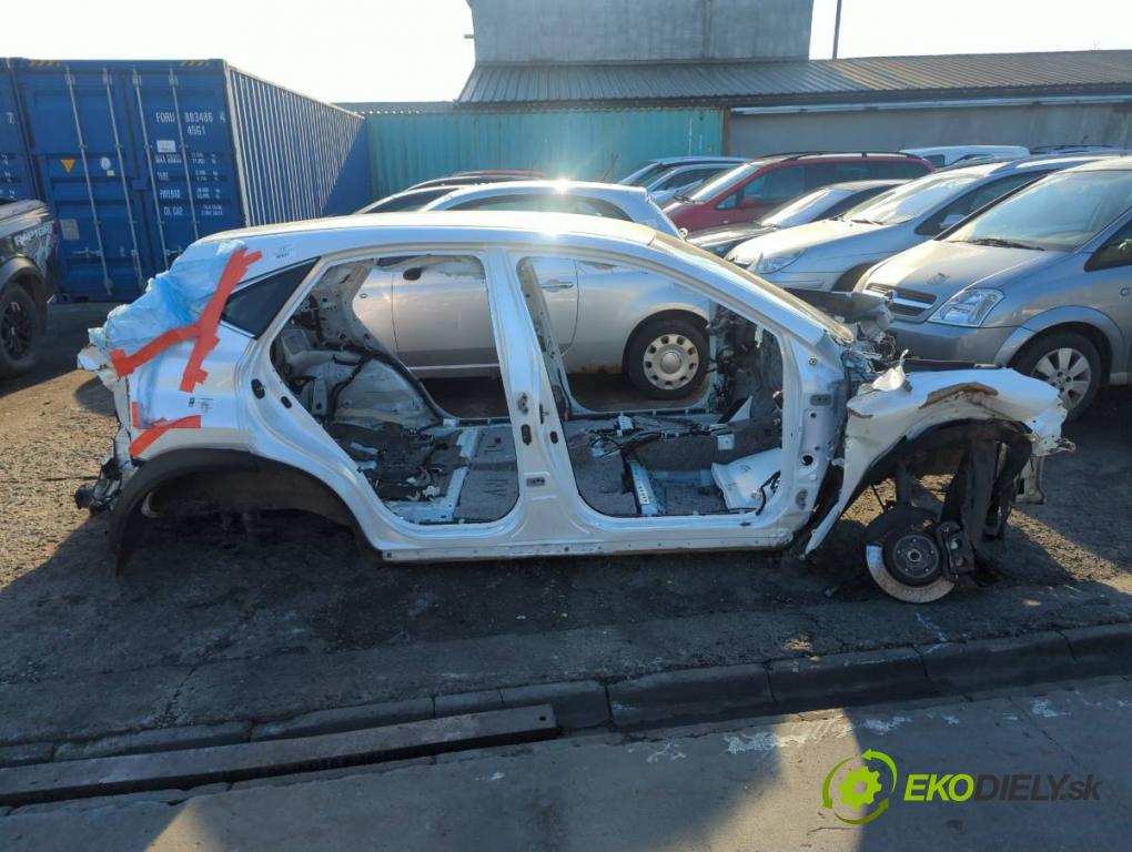 LEXUS NX SUV 2018 114 kW 300h AWD (AYZ15_) 2494 karoséria ČTVRŤÁK: Blatník zad ľavy pravy prah strecha PODŁUŻNICA ľavy pravy