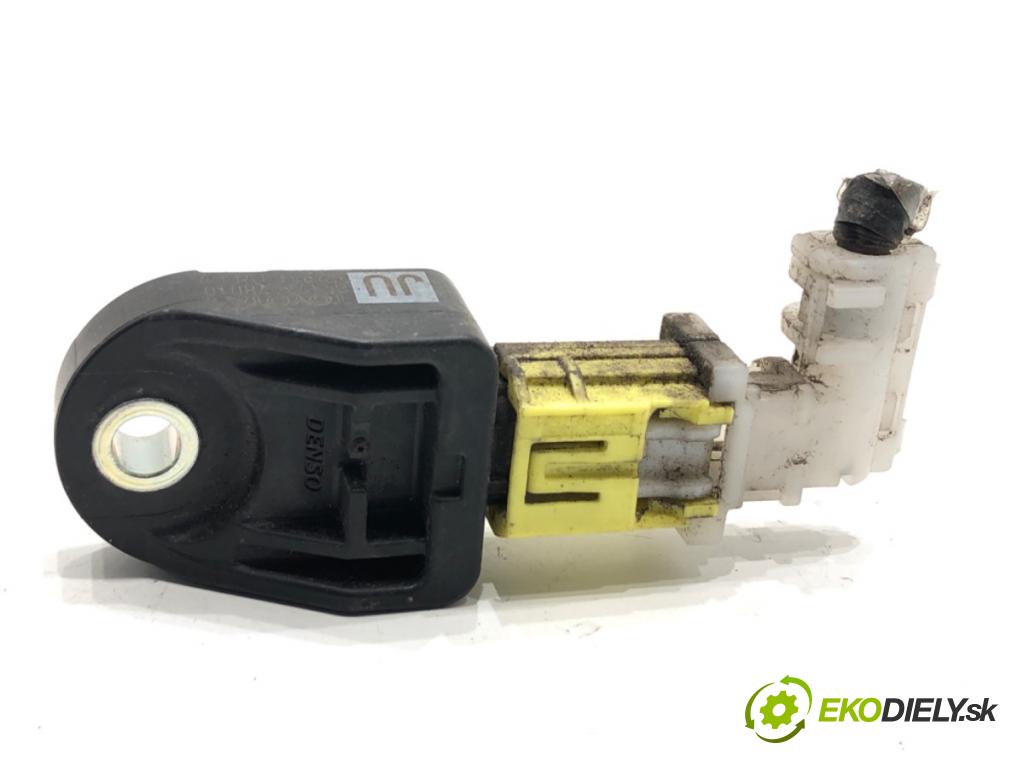 LEXUS NX SUV 2018 114 kW 300h AWD (AYZ15_) 2494 Snímač nárazu 89173-78010 (Snímač nárazu)