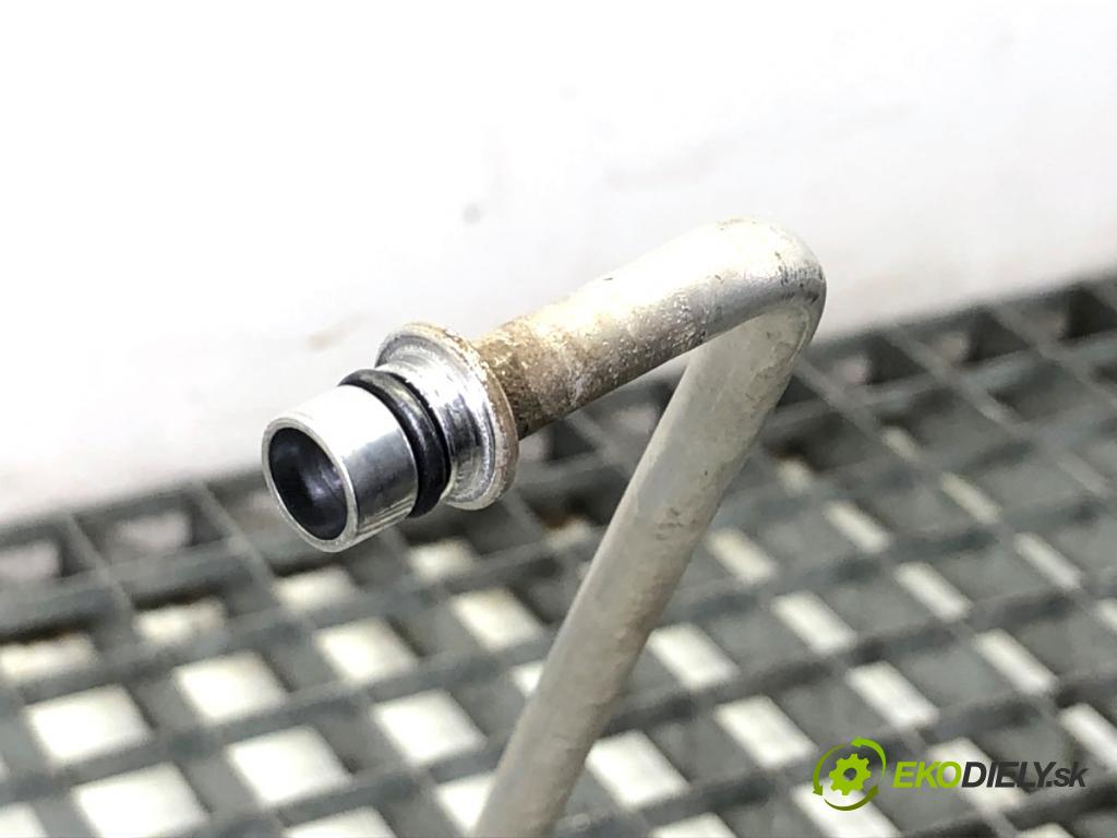 LEXUS NX SUV 2018 114 kW 300h AWD (AYZ15_) 2494 rúrka klimatizácie 499000-7880 (Rúrka klimatizácie)